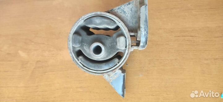 Опора двигателя hyundai accent