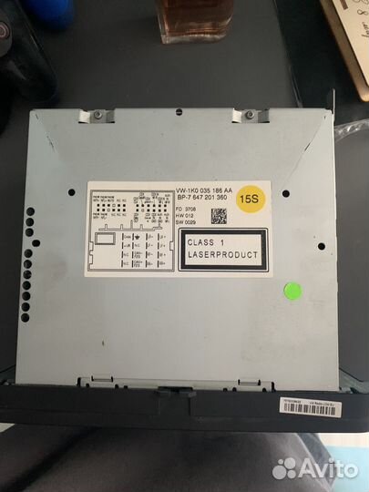 Штатная магнитола на volkswagen jetta 5