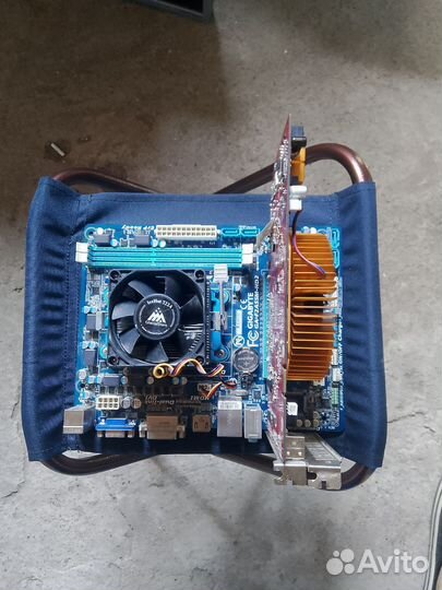 Материнская плата с процессором