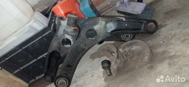 Рычаги передние lancer 10