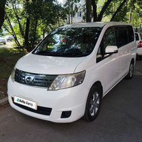 Nissan Serena 2.0 CVT, 2010, 245 000 км, с пробегом, цена 1 200 000 руб.