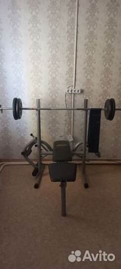 Скамья для жима со штангой