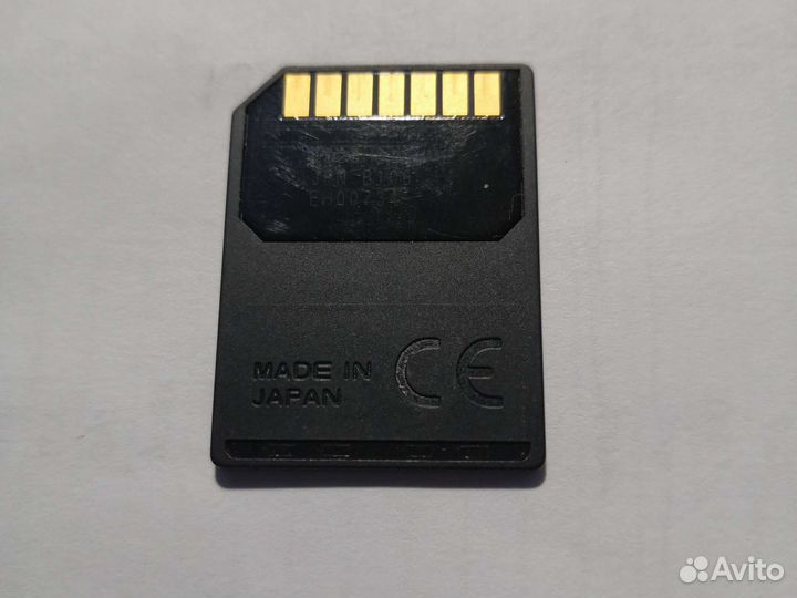 Флешка, адаптеры microSD, боксы