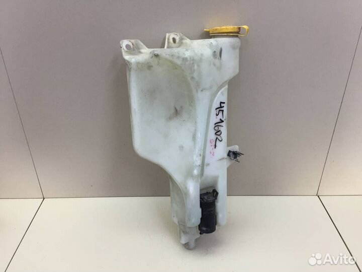 Бачок омывателя лобового стекла Mazda BT-50 2006-2