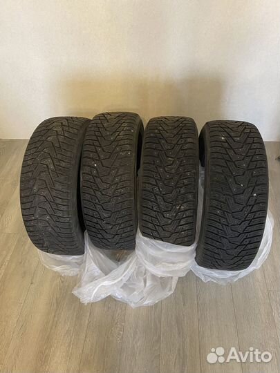 Hankook Winter I'Pike RS2 W429 215/55 R17 98T