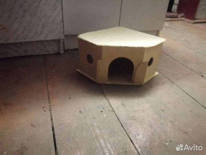 Домик, скворечник