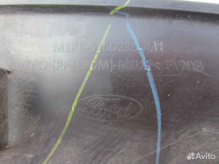 Молдинг крыла переднего левого Ford Bronco Sport