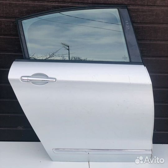 Стекло двери задней правой Citroen C5 Ситроен С5