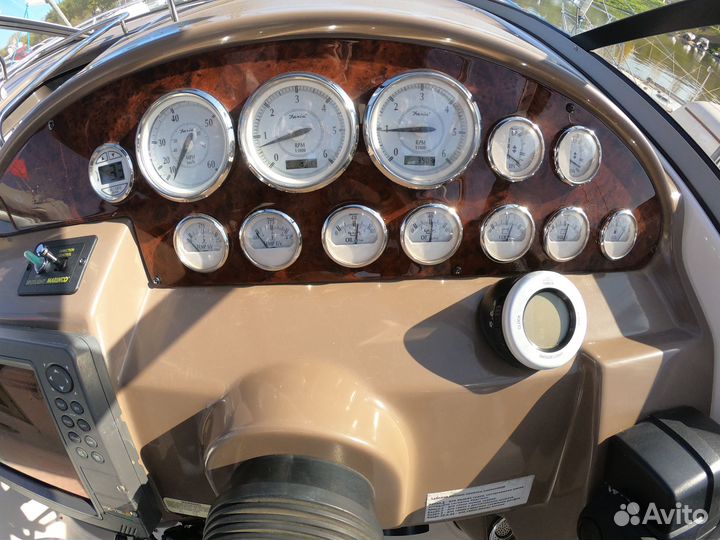 Катер Regal 2860