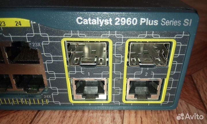 Коммутатор Cisco-WS-C2960-24TC-S V01