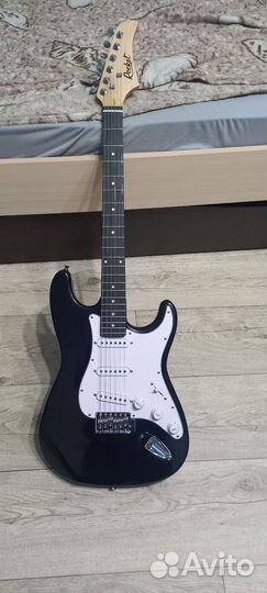 Электрогитара