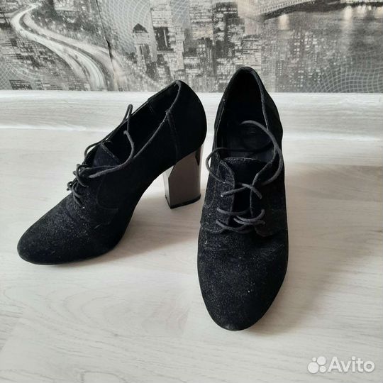 Обувь женская 36 размер