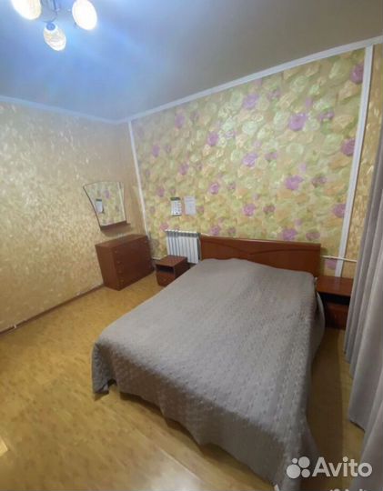 Спальный гарнитур бу