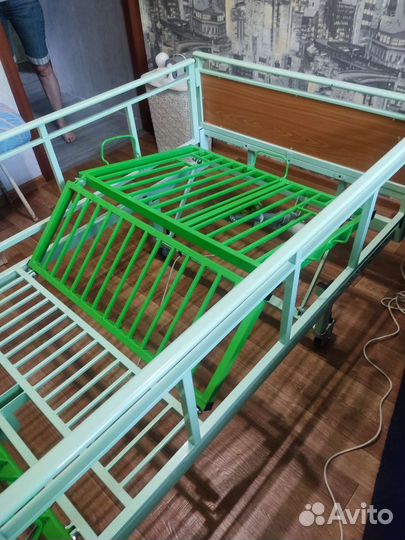 Кровать для лежачих больных с электроприводом бу