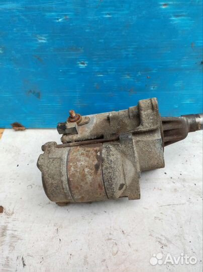 Стартер Dodge Caravan 3