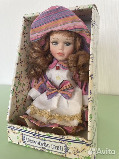 Кукла фарфоровая Porcelain Doll
