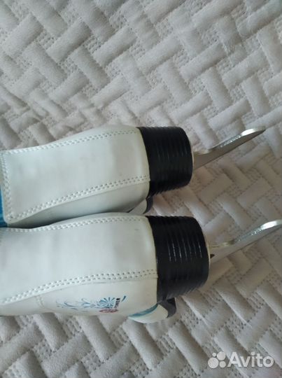 Коньки фигурные