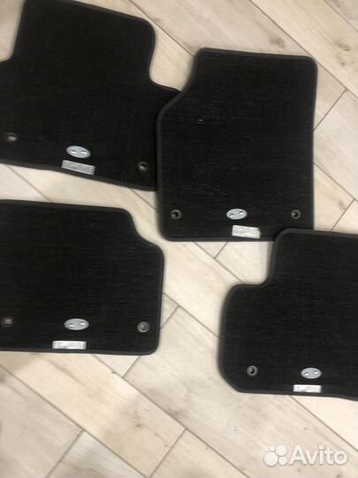 Ковры в салон Discovery Sport велюровые