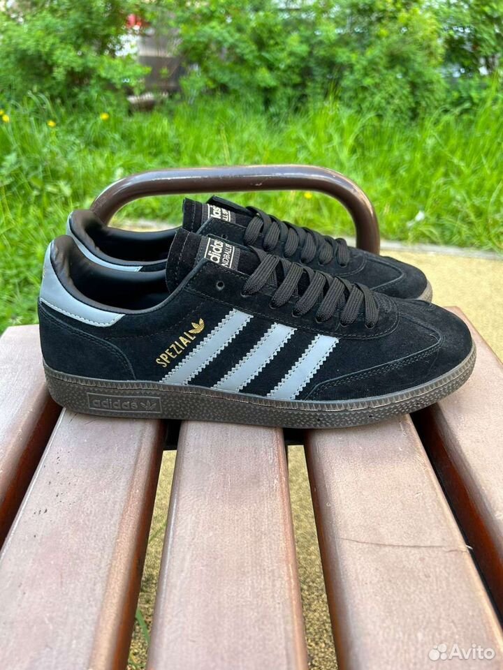 adidas Spezial 90