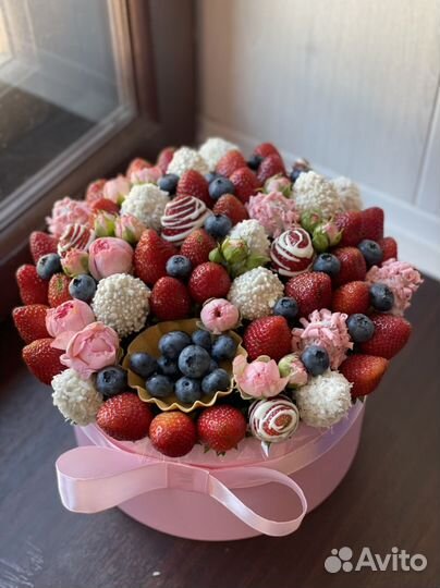 Клубника в шоколаде, букет из клубники