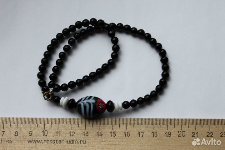 Винтажные бусы 