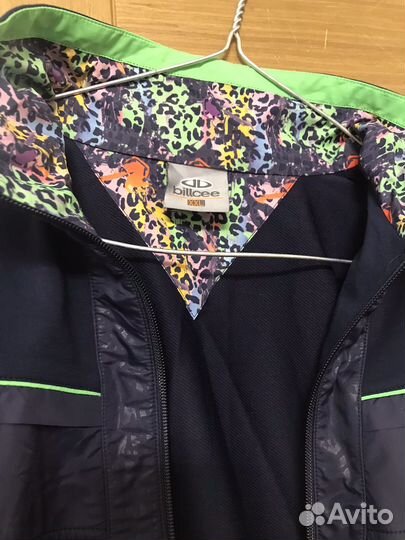 Спортивный костюм женский