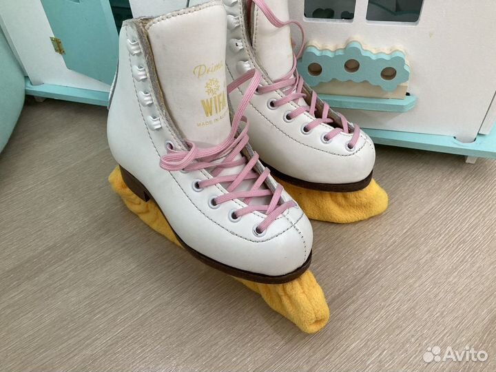 Коньки фигурные