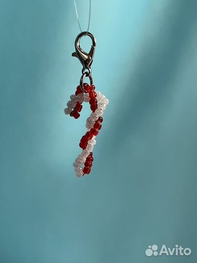 Подвеска из бисера