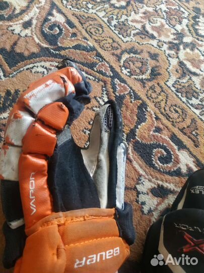 Краги хоккейные