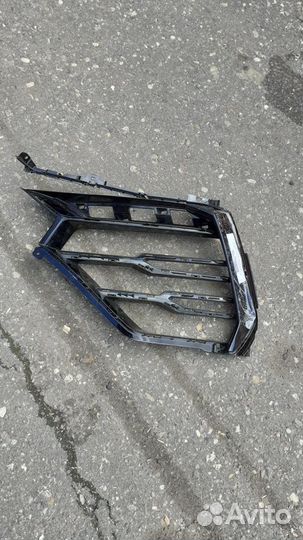 Решетка бампера переднего Lamborghini Urus