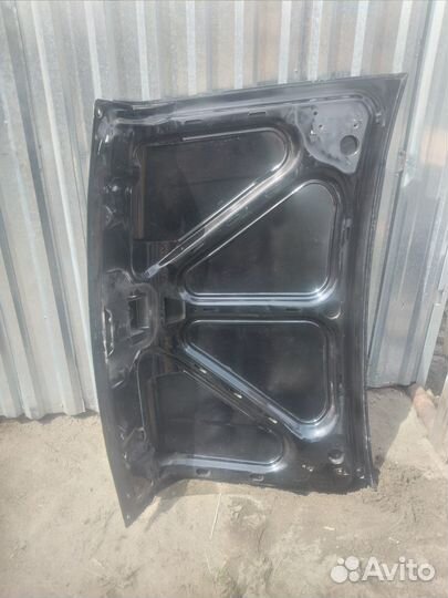 Крышка багажника газ 31105