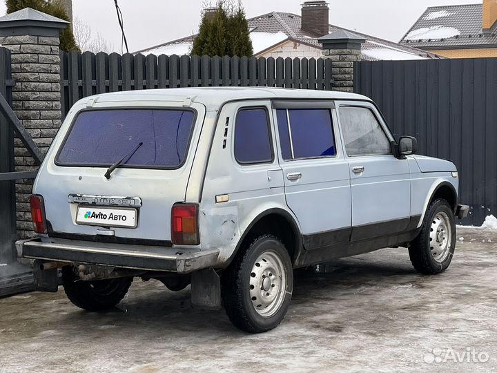 LADA 4x4 (Нива) 1.7 МТ, 2005, 100 000 км