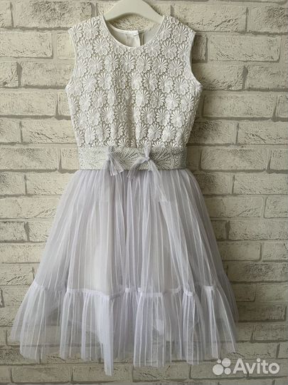 Платье праздничное