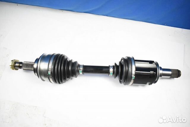 Привод в сборе Toyota Fortuner / Hilux 15