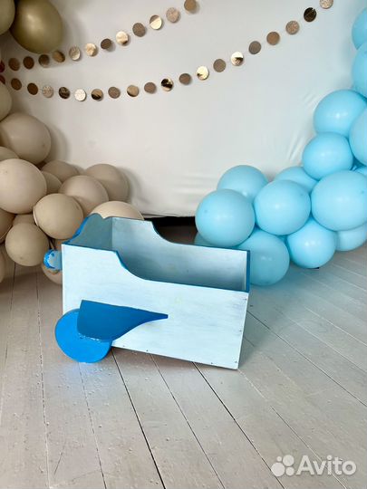 Самолет детский