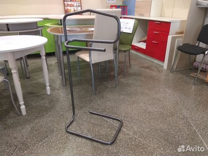 Вешалка костюмная