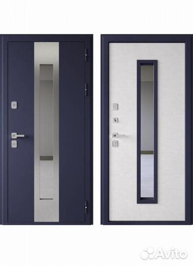 Дверь входная уличная синего цвета