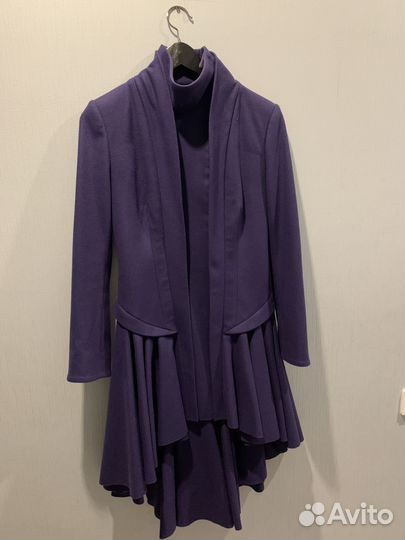 Пальто дизайнерское 44