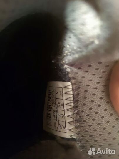 Трекинговые ботинки женские lowa