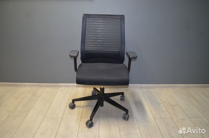 Кресло офисное Steelcase Think, Германия