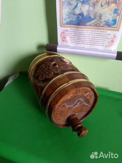 Бутылка и стакан из разных стран фкэр