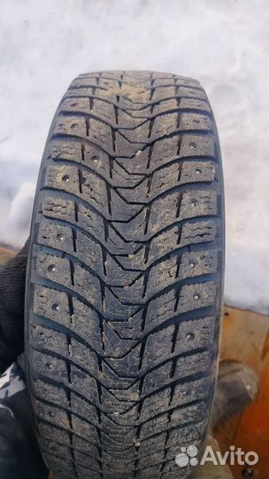 Michelin X-Ice North 3 185/65 R15