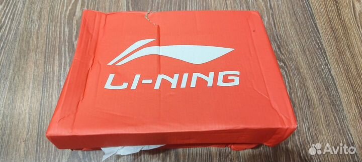 Li - Ning шиповки