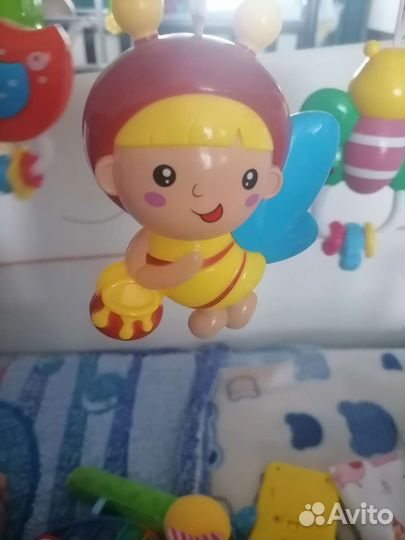 Мобиль музыкальный с проектором