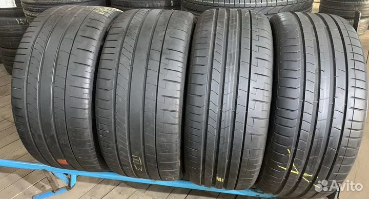 Pirelli P Zero PZ4 245/35 R19