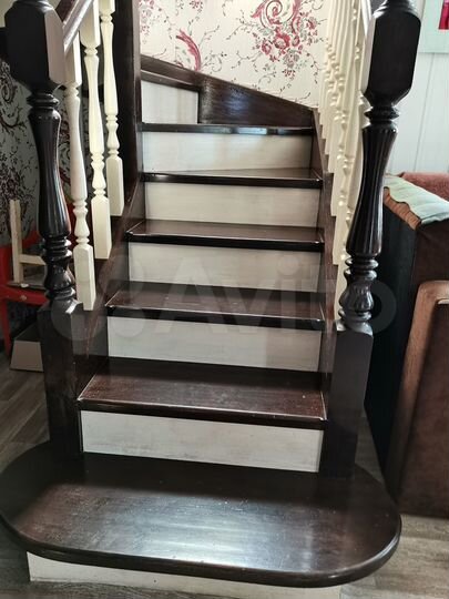 Коттедж 216 м² на участке 15 сот.