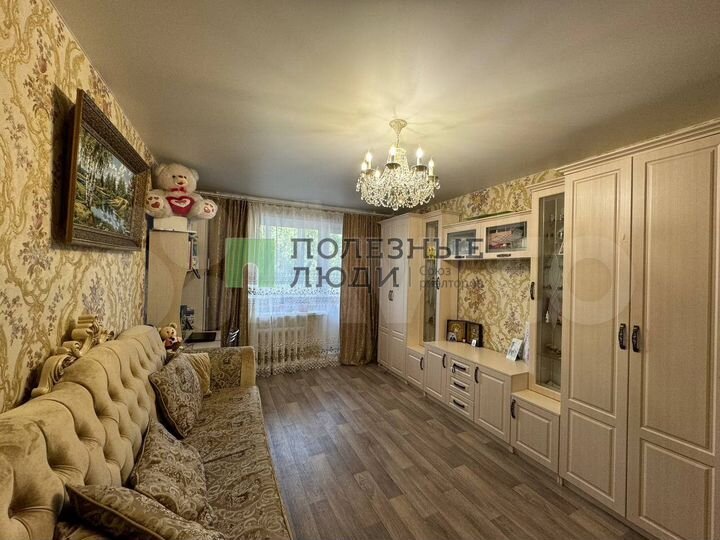 2-к. квартира, 55 м², 4/9 эт.