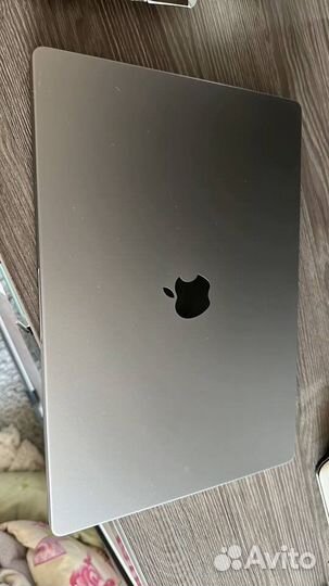 Apple macbook pro 16 m1 1tb