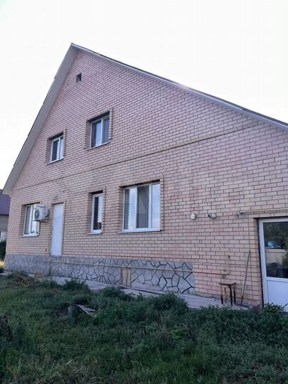 Дом 180 м² на участке 15 сот.