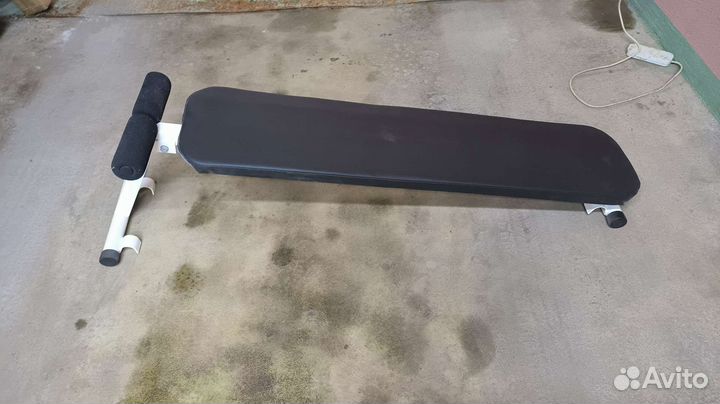 Скамья для жима и пресса на шведскую стенку